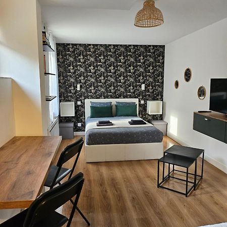 קרקסון Superbe Appt Avec Cour Et Parking Gratuit A 5Min De La Cite Medievale מראה חיצוני תמונה